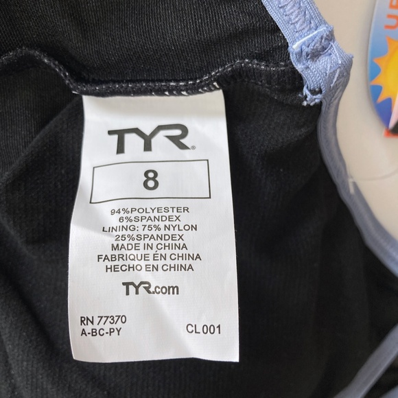 NWT TYR Racerback Sports Bra Bikini Top Size 8 Snug Fit Band Size 28" to 34" - Picture 14 of 16